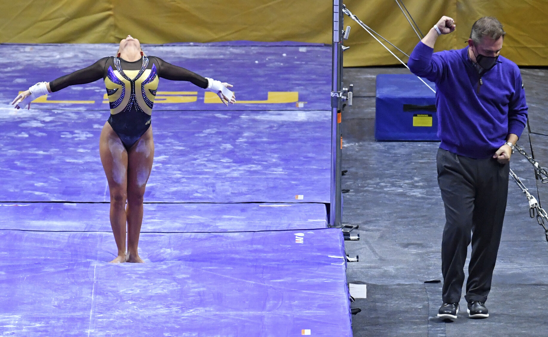 BR.lsugymnastics.010921 HS 1178.JPG